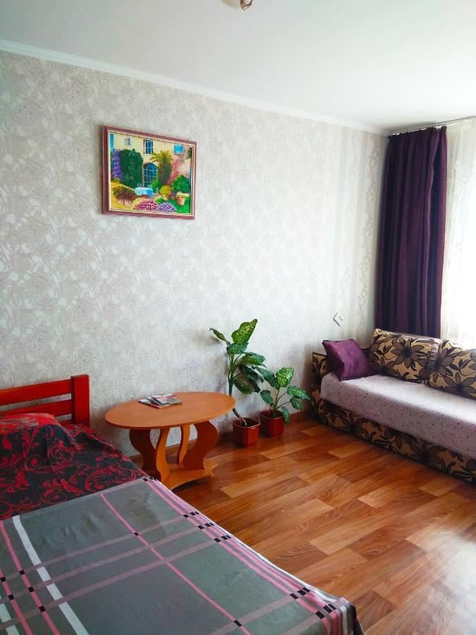 Apartment On Prospekt Peremogi Chernihiv Exterior photo